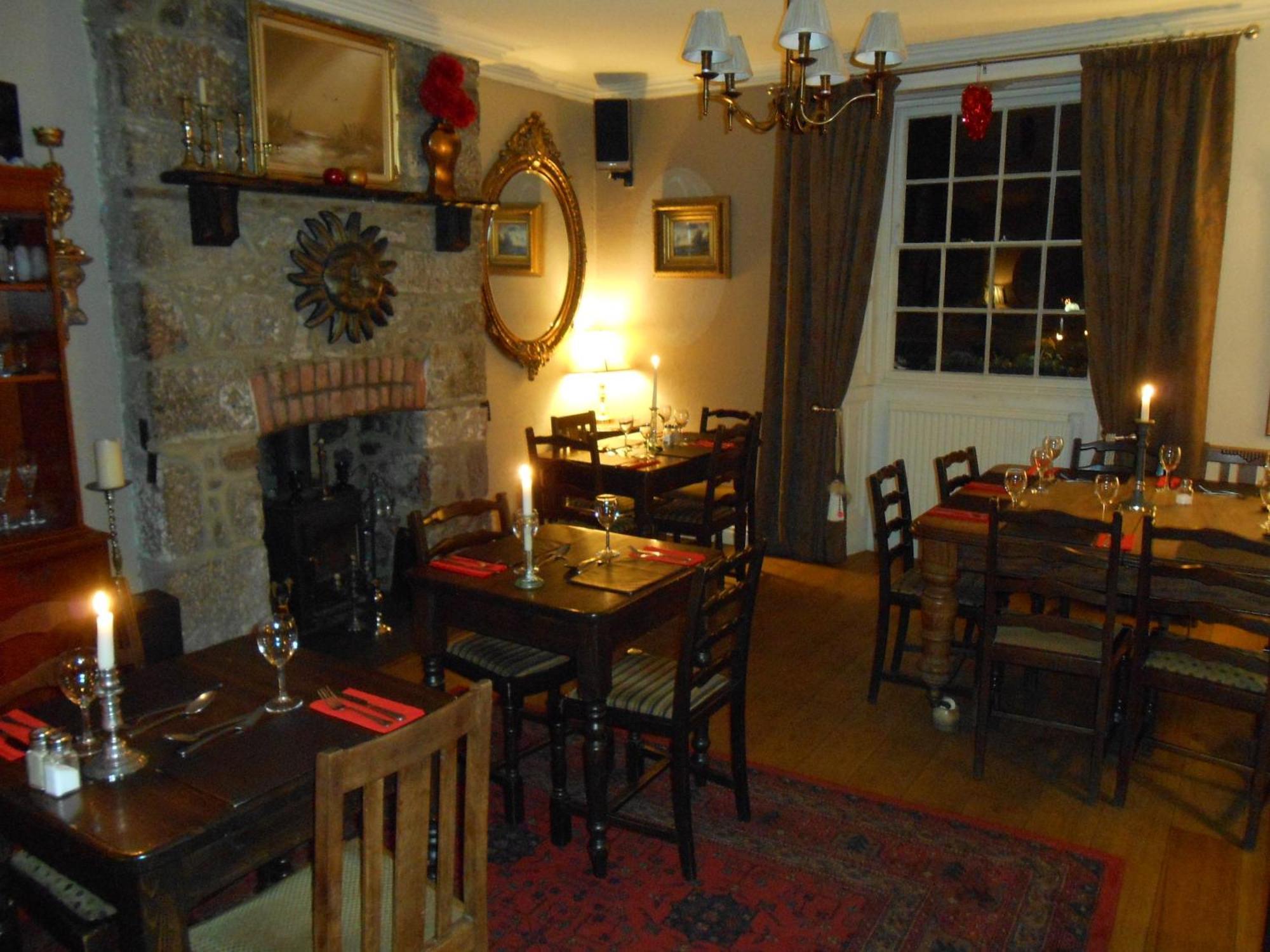 The Globe Inn Chagford Exterior photo